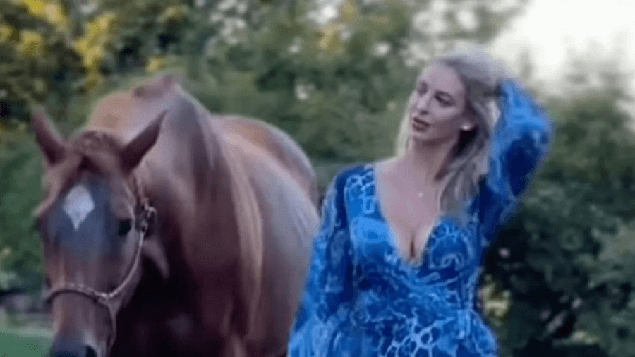 Golf Influencer Bri Teresi Wows In New Video With Perfect And Idyllic Outfit Choice 5868