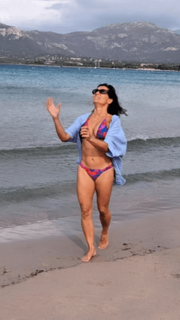 As she revealed her incredible figure in a set of bikini snaps, actress Rebecca Sarker, 48, has been providing updates on her travels online.