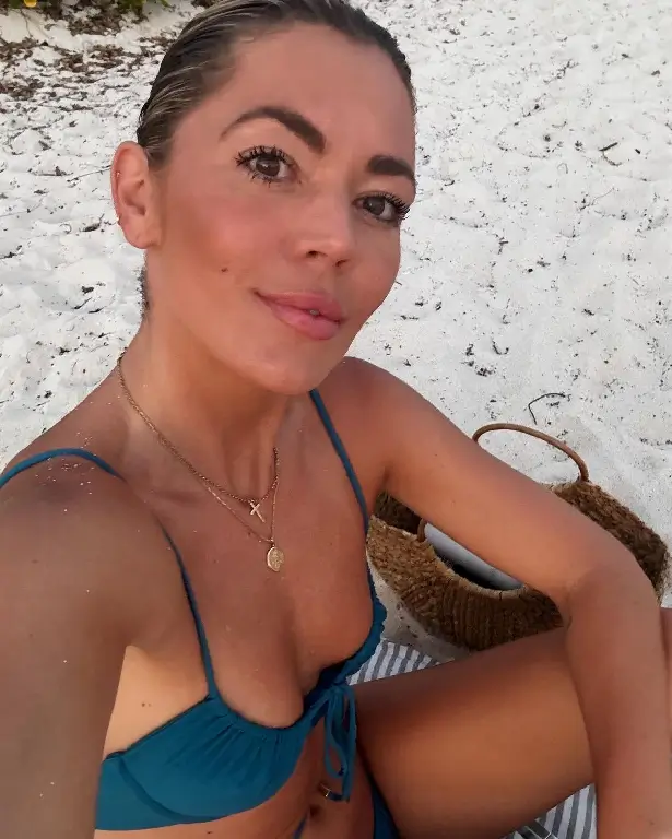 In a series of snaps posted to Instagram in April, Danni Menzies showed off her beauty and style while on a trip abroad with a friend.
