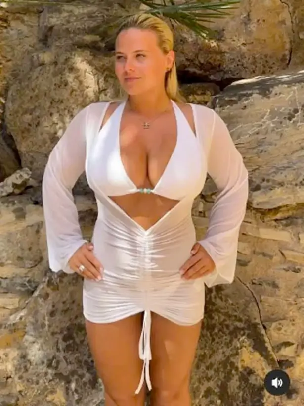 Last month, all eyes were on Apollonia Llewellyn when she shared an Instagram snap of herself in a flirty white bikini and matching cover-up.