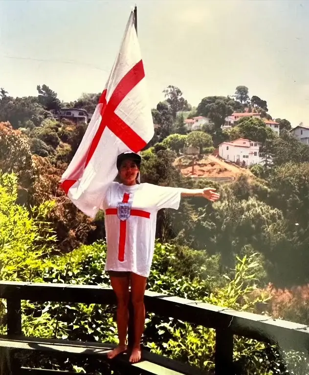 Salma posted a throwback picture of herself sporting an oversized England football shirt to Instagram on Wednesday.