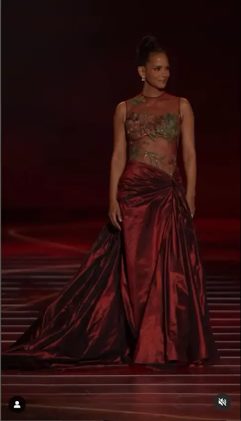 Halle Berry looked just as stunning in her Oscars gown from 22 years ago as she walked the runway at fashion show