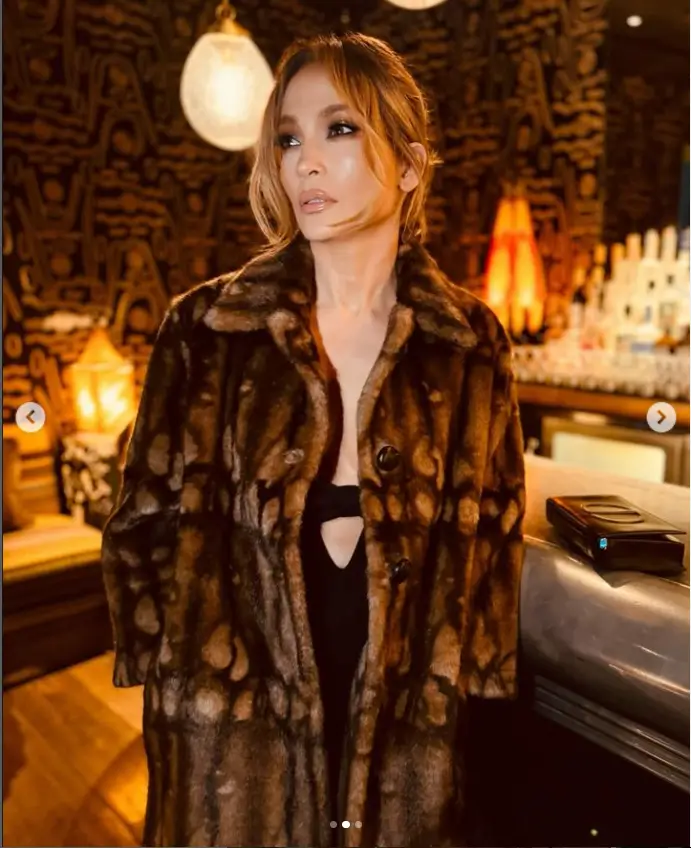 A warm brown fur coat completed the head-turning look for Hustlers' 55-year-old star.