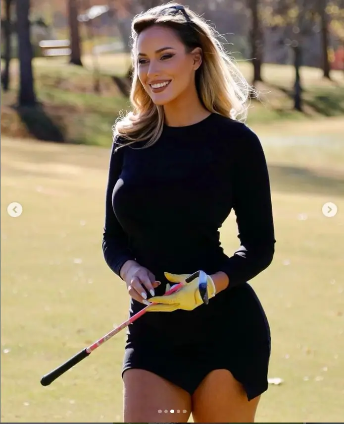 Paige Spiranac flaunted her fit figure in a teeny miniskirt and ...